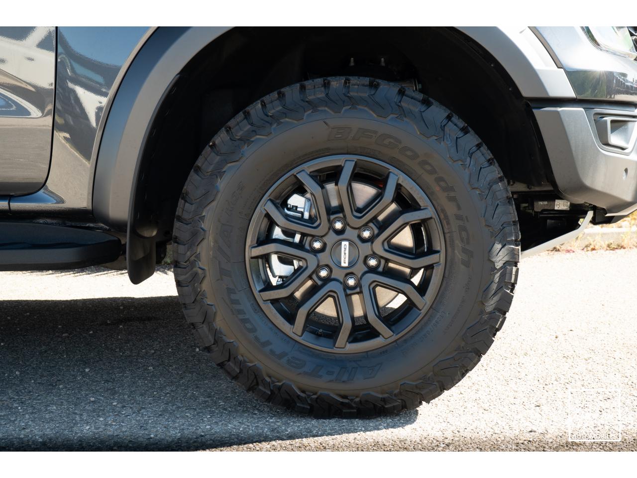 Photo FORD RAPTOR 3.0 V6 EcoBoost - 292 - BVA 2026 4 places - TVA Apparente - à partir de 752 euros