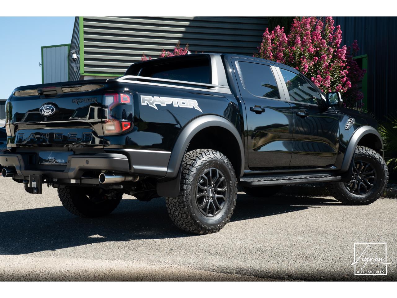Photo FORD RAPTOR 3.0 V6 EcoBoost 292 - NEUF  2026 - 4 places - TVA Apparente - à partir de 752 euros