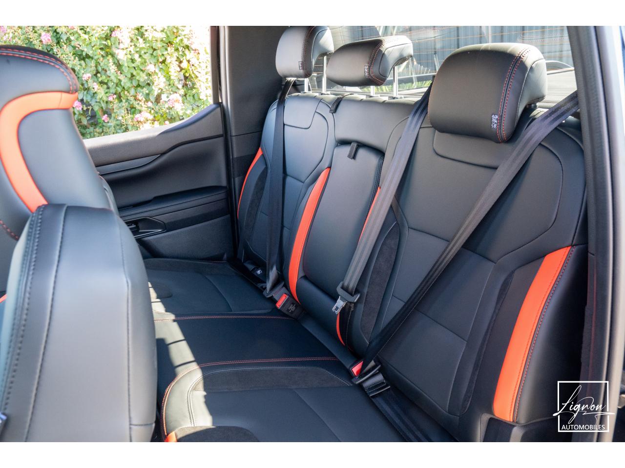 Photo FORD RAPTOR 3.0 V6 EcoBoost 292 - NEUF  2026 - 4 places - TVA Apparente - à partir de 752 euros