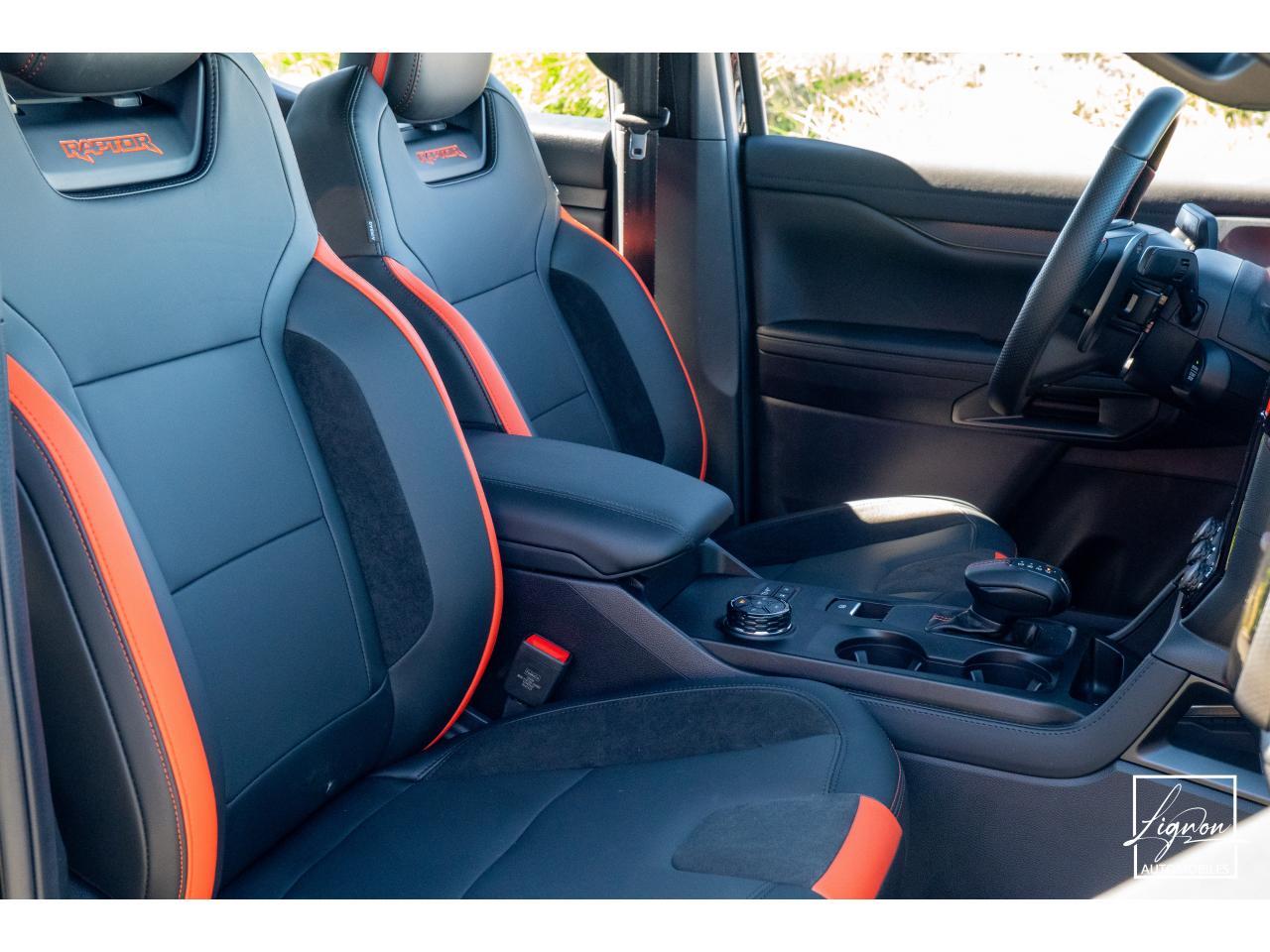 Photo FORD RAPTOR 3.0 V6 EcoBoost 292 - NEUF  2026 - 4 places - TVA Apparente - à partir de 752 euros