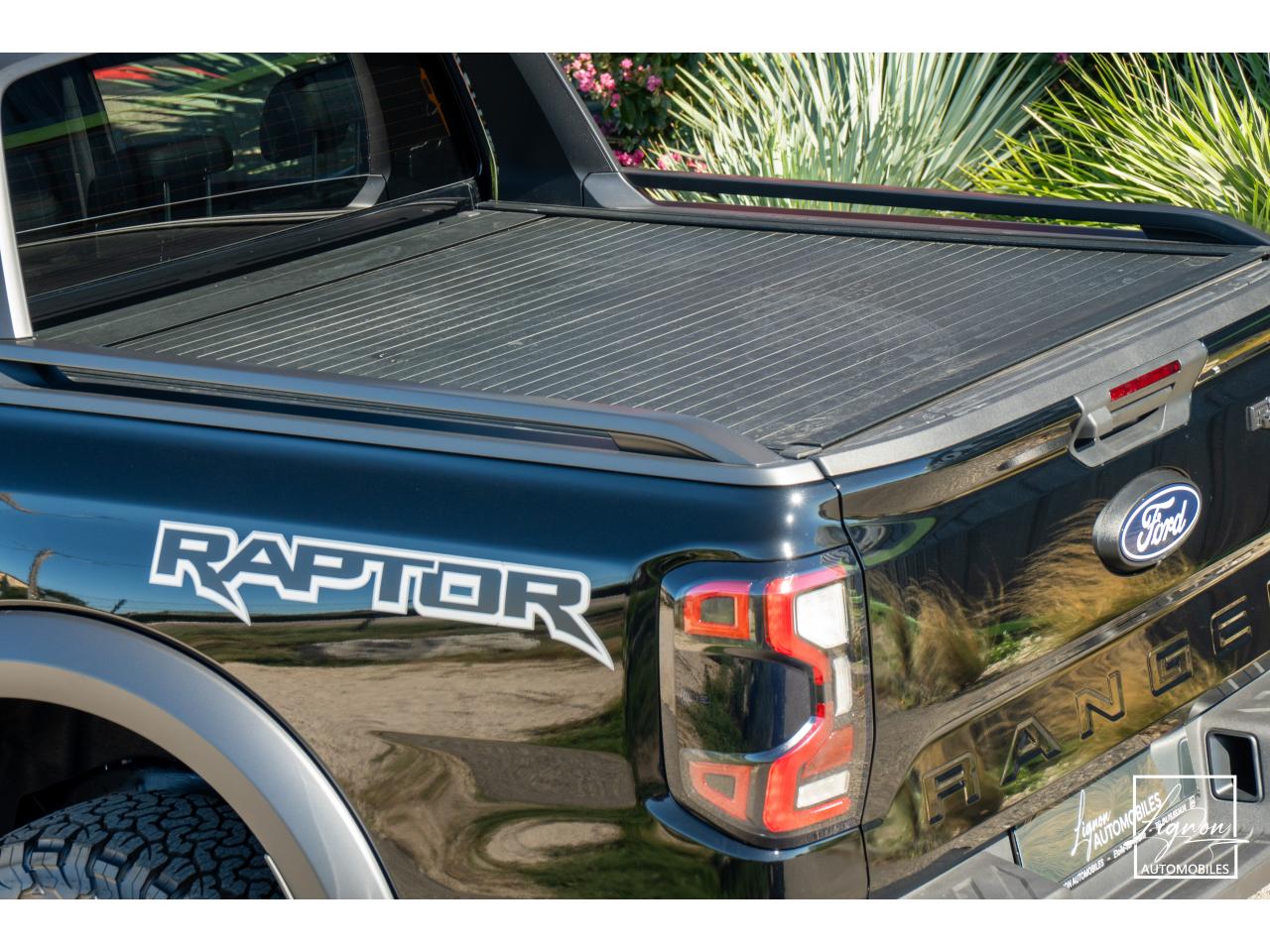 Photo FORD RAPTOR 3.0 V6 EcoBoost 292 - NEUF  2026 - 4 places - TVA Apparente - à partir de 752 euros