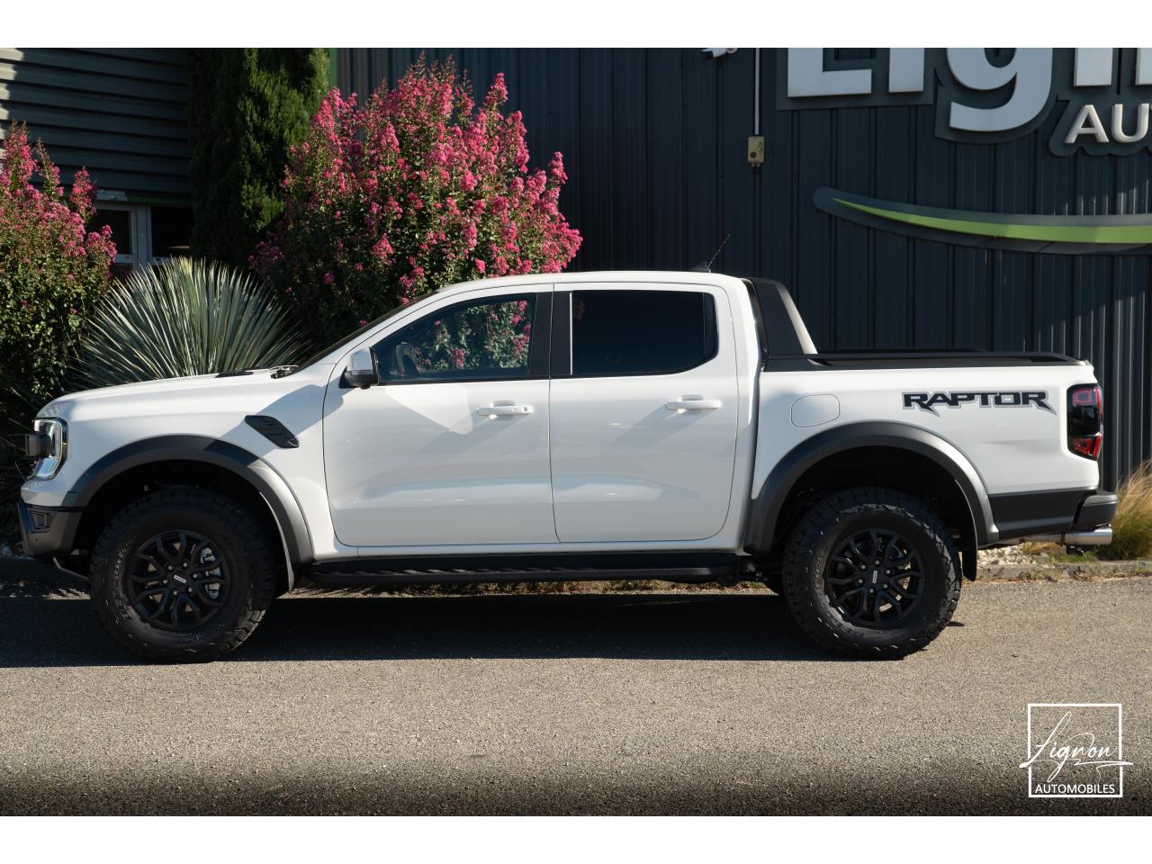 Photo FORD RAPTOR 3.0 V6 EcoBoost - 292 - BVA 2026 4 places - TVA Apparente - à partir de 752 euros