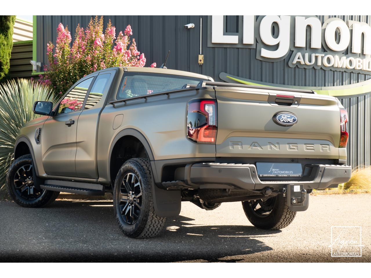 Photo FORD RANGER XLT 3.0 V6 EcoBlue - 240 - BVA SUPER CABINE TVA RECUPERABLE - à partir de 488 euros