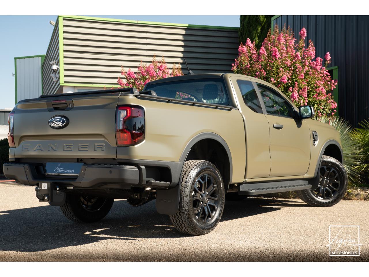 Photo FORD RANGER XLT 3.0 V6 EcoBlue - 240 - BVA SUPER CABINE TVA RECUPERABLE - à partir de 488 euros