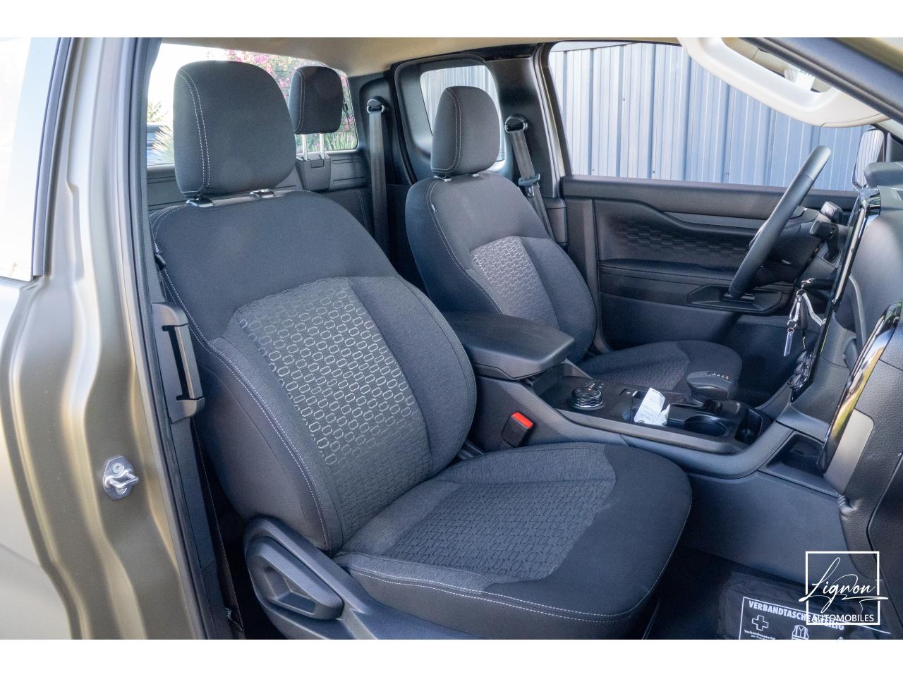 Photo FORD RANGER XLT 3.0 V6 EcoBlue - 240 - BVA SUPER CABINE TVA RECUPERABLE - à partir de 488 euros