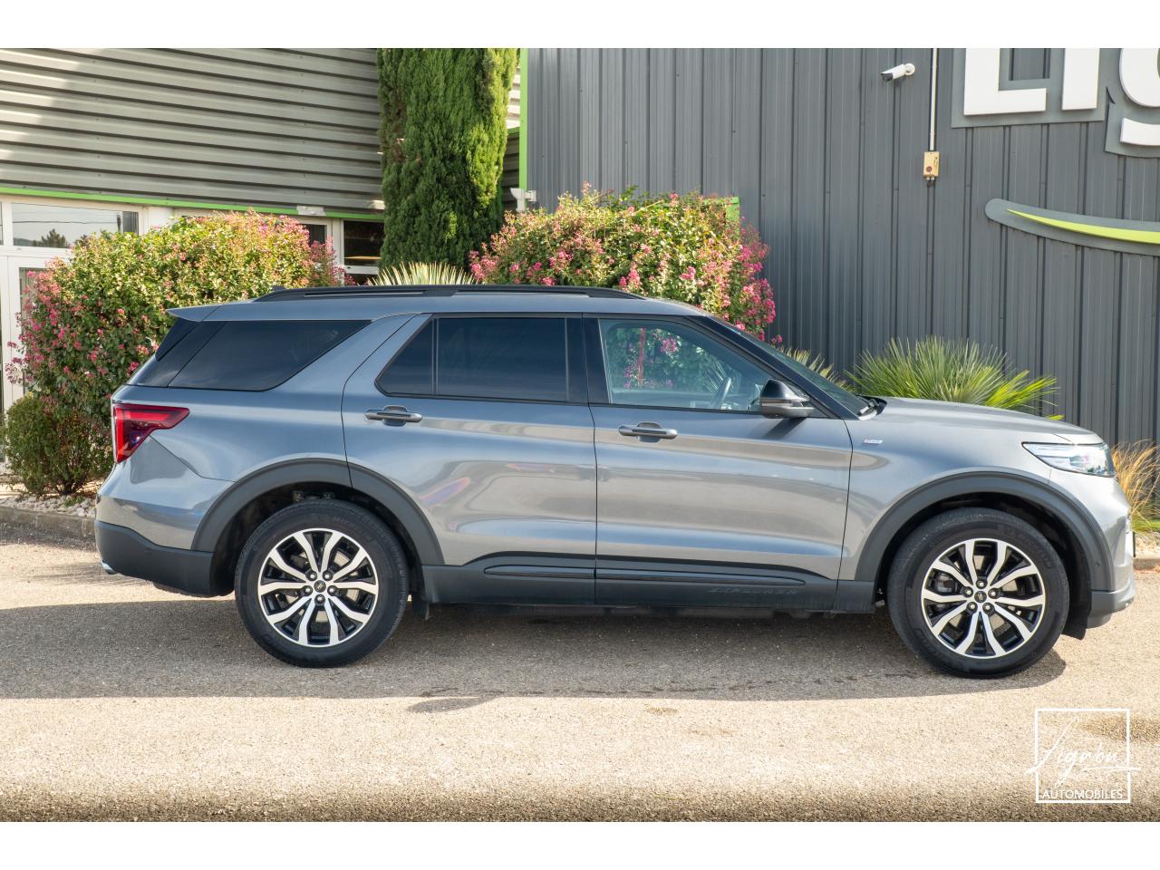 Photo FORD EXPLORER 3.0 V6 EcoBoost - 457 Parallel PHEV - BVA i-AWD ST-Line