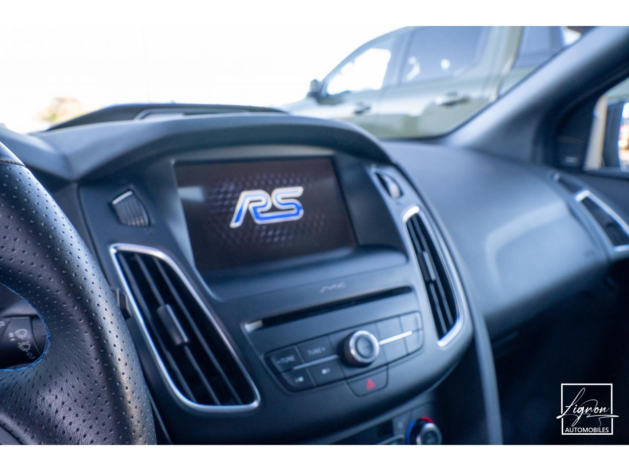 Photo FORD FOCUS RS 2.3 EcoBoost - 350 - 2018 - Jantes Forgé - à partir de 571 euros