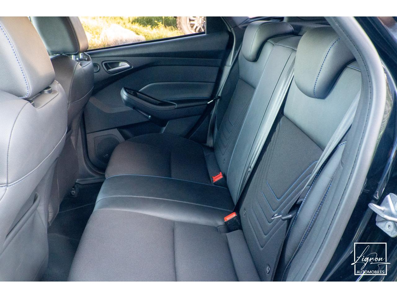 Photo FORD FOCUS RS 2.3 EcoBoost - 350 - 2018 - Jantes Forgé - à partir de 571 euros