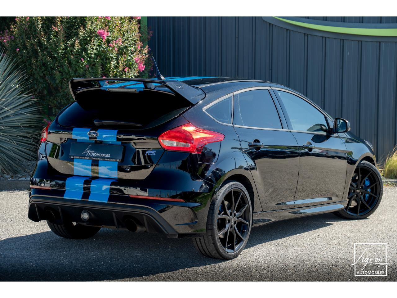 Photo FORD FOCUS RS 2.3 EcoBoost - 350 - 2018 - Jantes Forgé - à partir de 571 euros