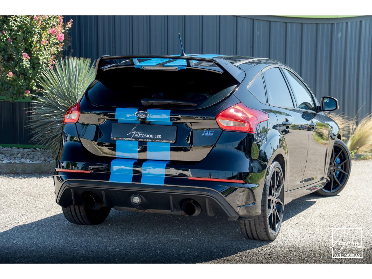 Photo FORD FOCUS RS 2.3 EcoBoost - 350 - 2018 - Jantes Forgé - à partir de 571 euros