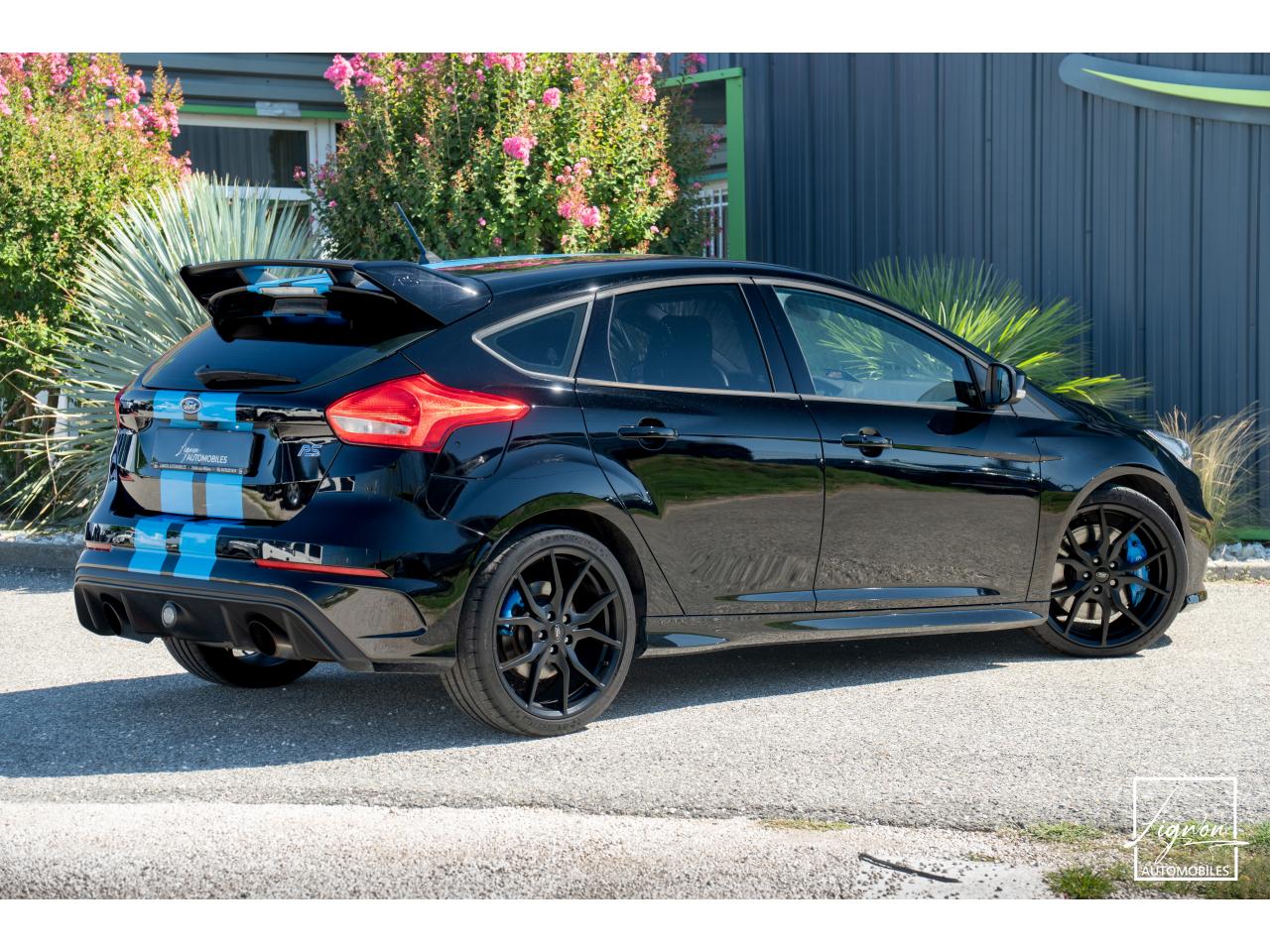 Photo FORD FOCUS RS 2.3 EcoBoost - 350 - 2018 - Jantes Forgé - à partir de 571 euros