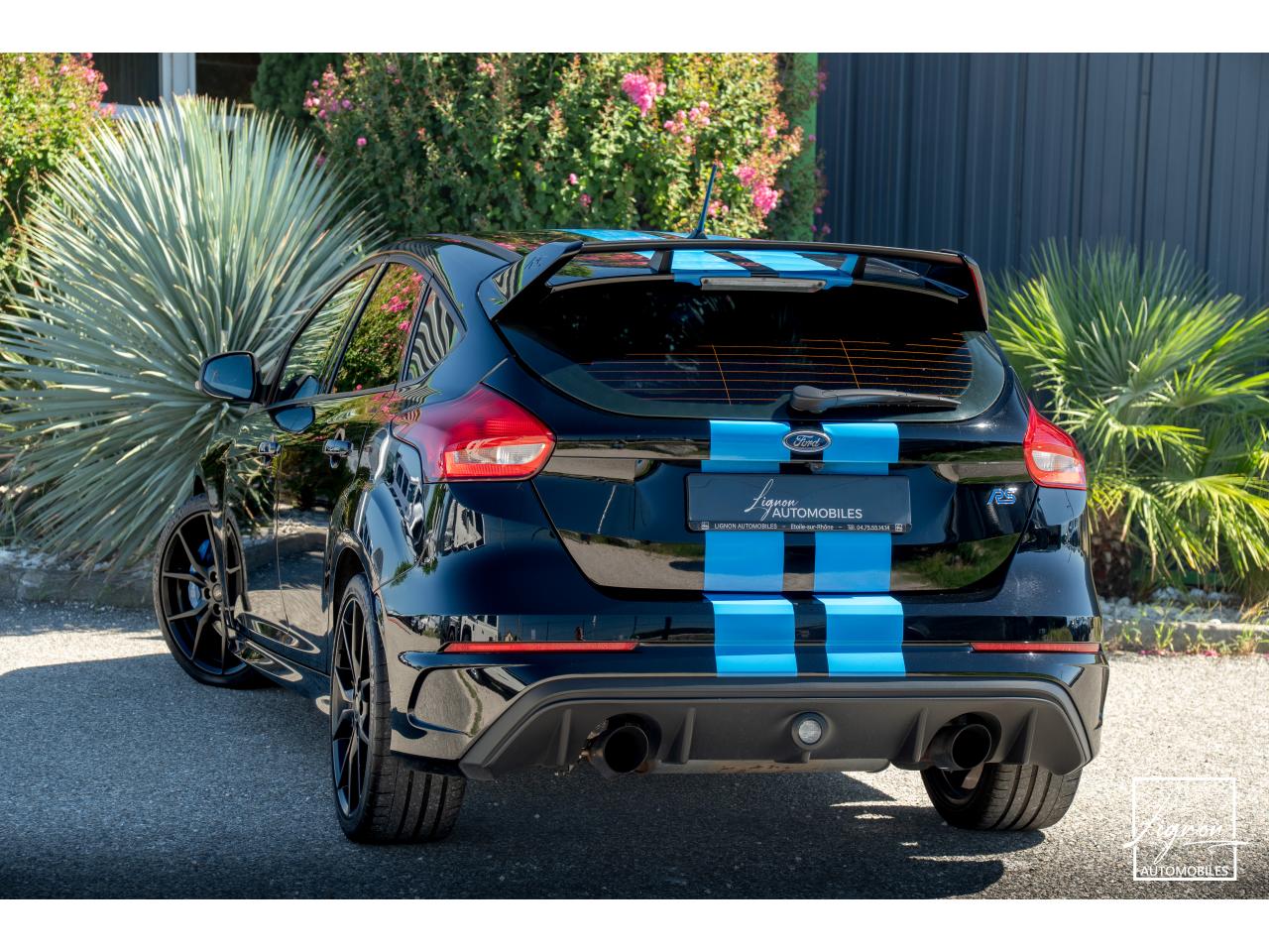 Photo FORD FOCUS RS 2.3 EcoBoost - 350 - 2018 - Jantes Forgé - à partir de 571 euros