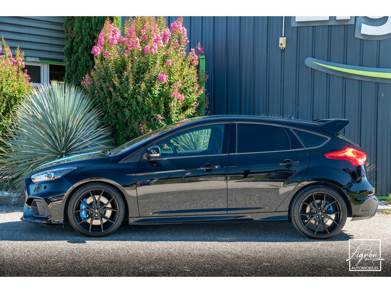 Photo FORD FOCUS RS 2.3 EcoBoost - 350 - 2018 - Jantes Forgé - à partir de 571 euros
