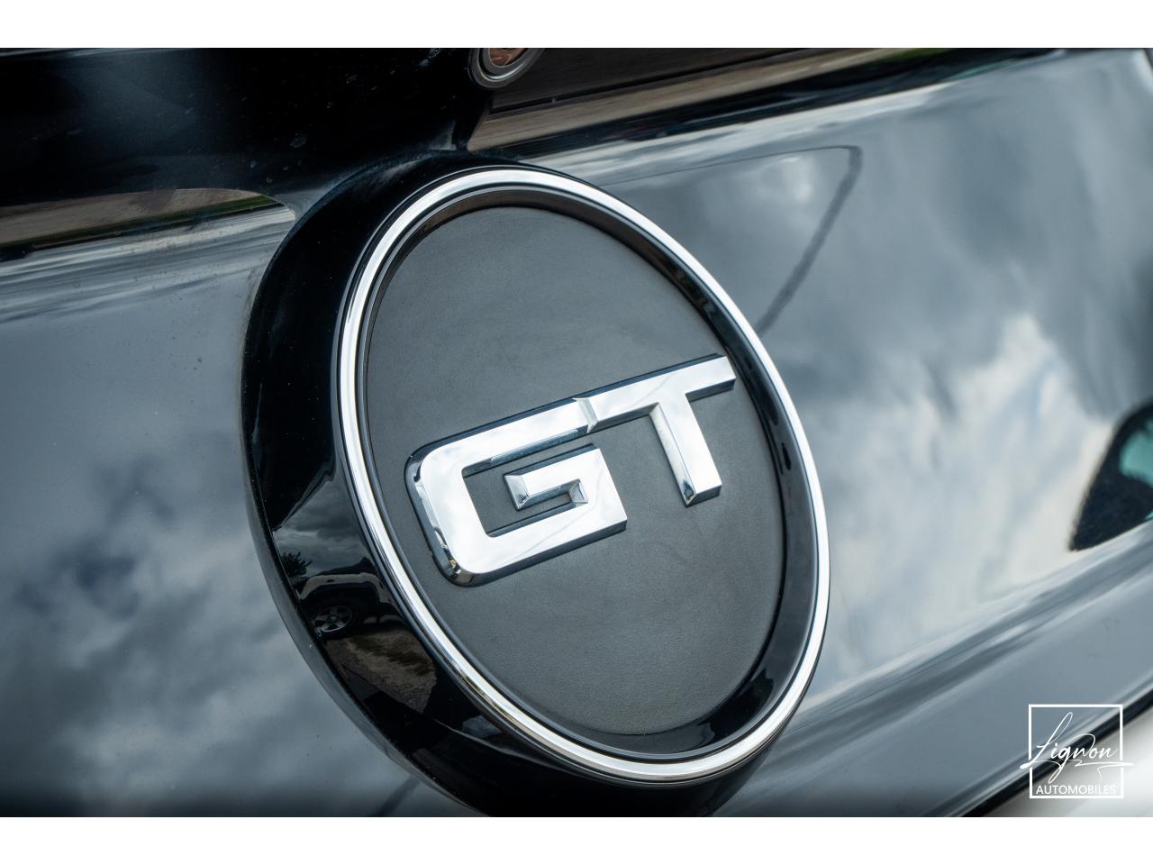 Photo FORD MUSTANG Cabriolet 5.0 V8 - 421 - BVA  GT - Echappement à Clapets - 1er main - à partir de 601 euros