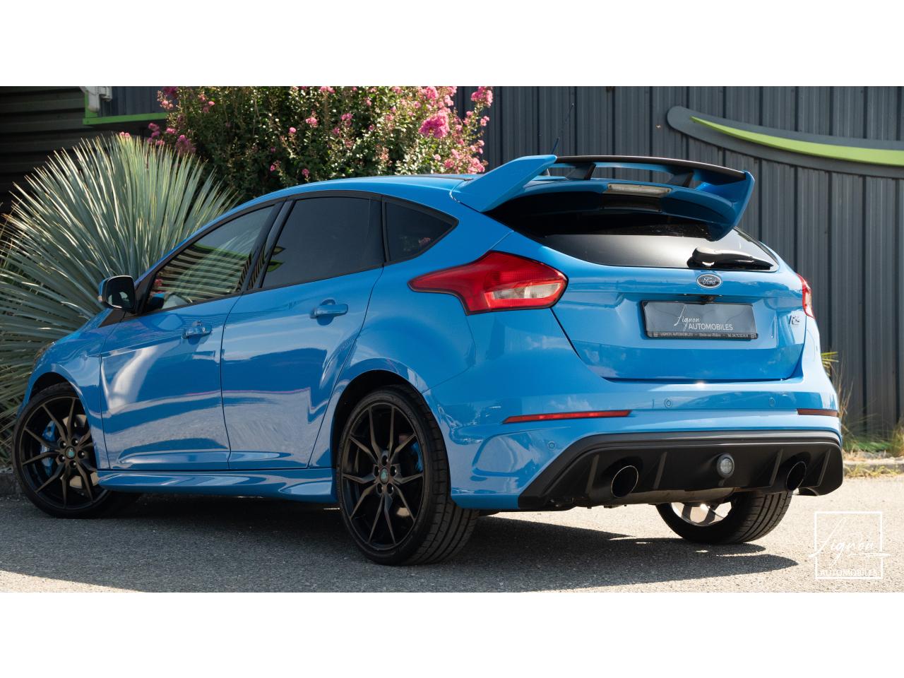 Photo FORD FOCUS RS 2.3 EcoBoost - 350 - Recaro Baquet - Jantes Forgé - Carplay - Sono Sony - à partir de 571 euros