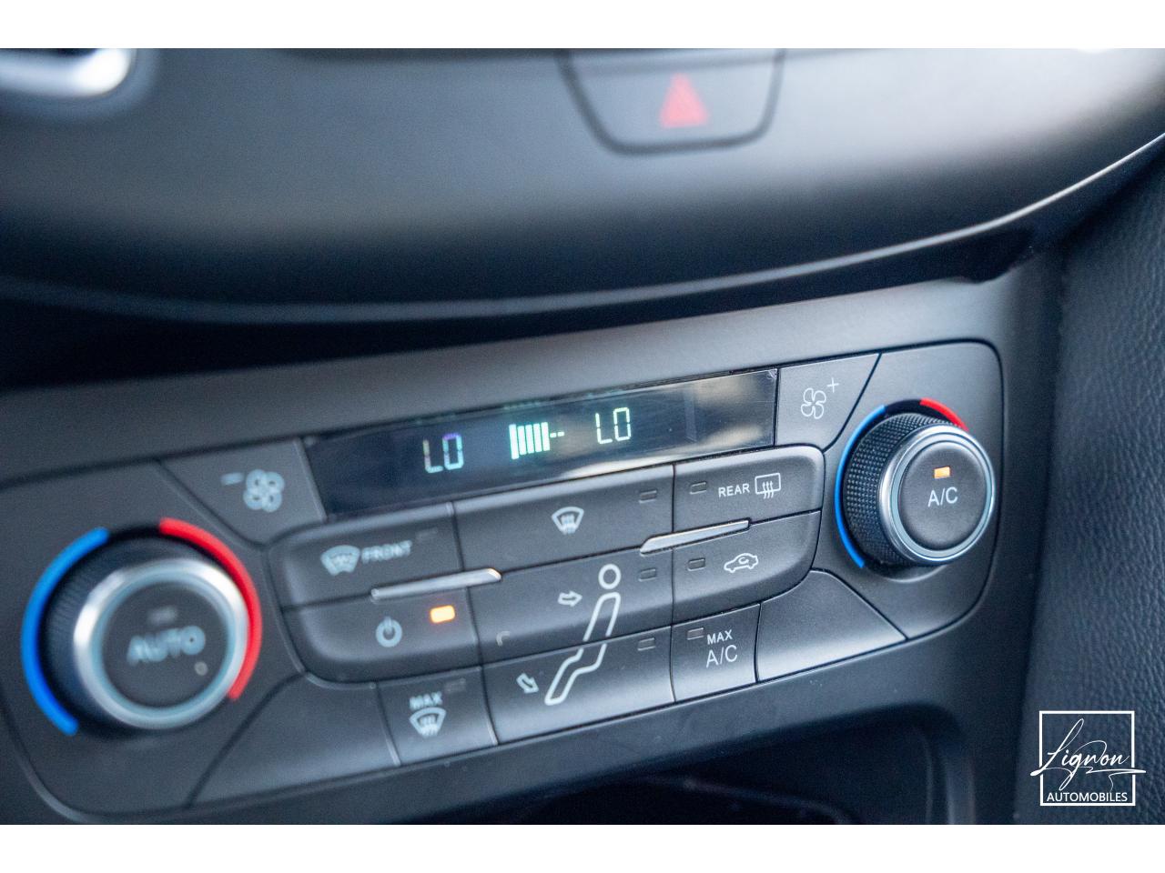 Photo FORD FOCUS RS 2.3 EcoBoost - 350 - Recaro Baquet - Jantes Forgé - Carplay - Sono Sony - à partir de 571 euros