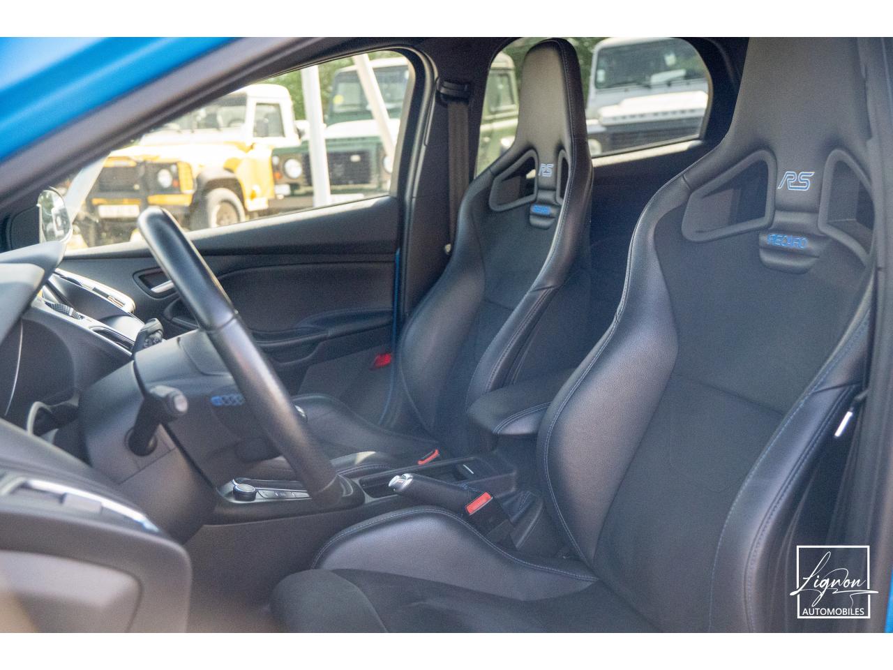 Photo FORD FOCUS RS 2.3 EcoBoost - 350 - Recaro Baquet - Jantes Forgé - Carplay - Sono Sony - à partir de 571 euros