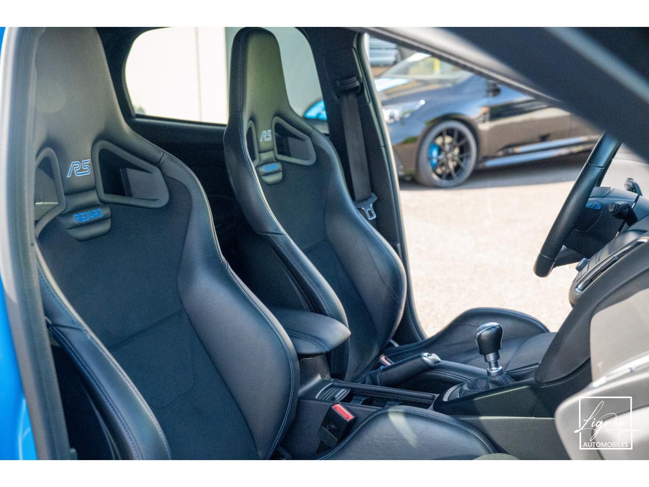 Photo FORD FOCUS RS 2.3 EcoBoost - 350 - Recaro Baquet - Jantes Forgé - Carplay - Sono Sony - à partir de 571 euros