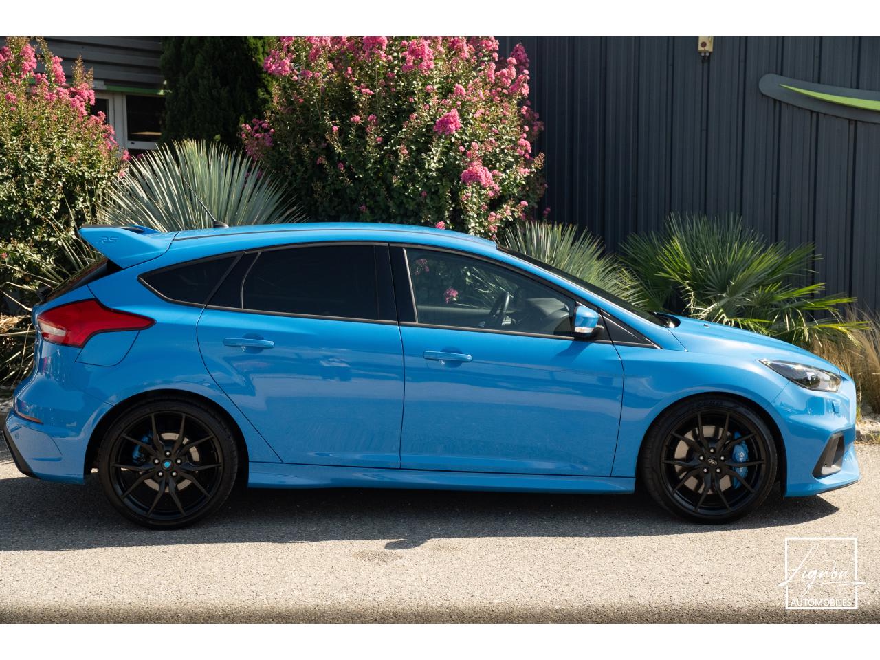 Photo FORD FOCUS RS 2.3 EcoBoost - 350 - Recaro Baquet - Jantes Forgé - Carplay - Sono Sony - à partir de 571 euros