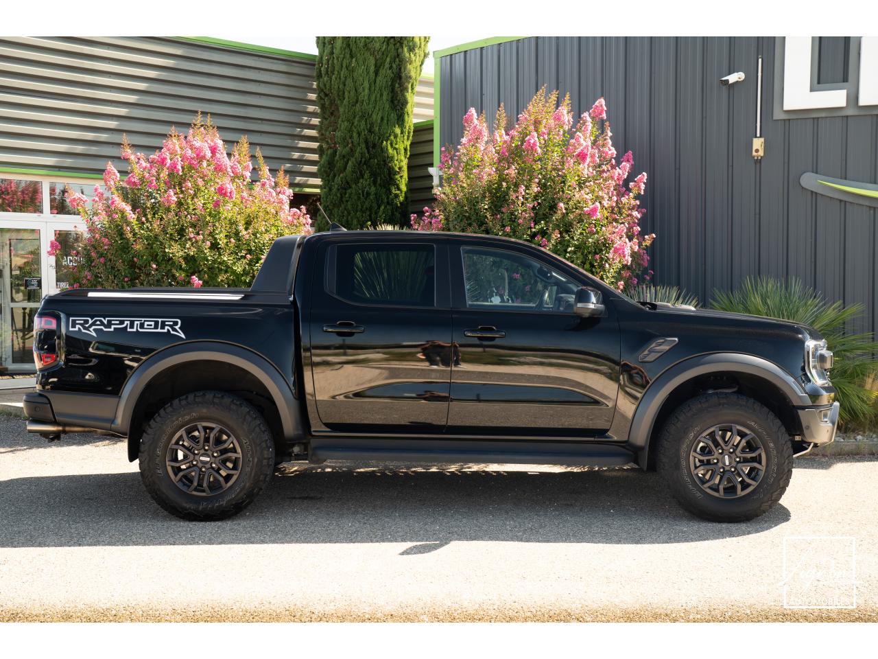 Photo FORD RAPTOR 3.0 V6 EcoBoost - 292 - BVA10 Double Cabine - TVA Apparente - à partir de 565 euros