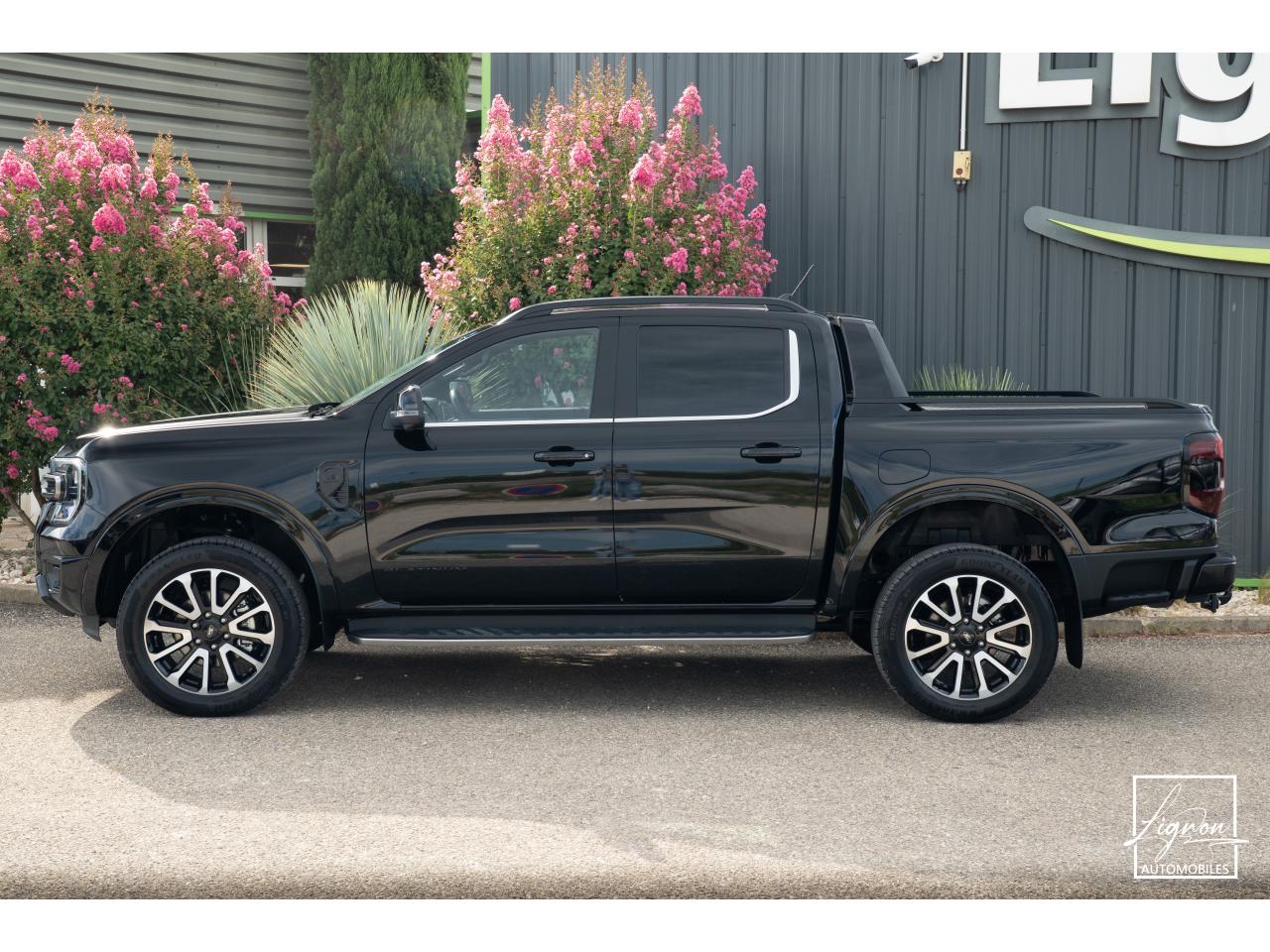 Photo FORD RANGER Platinum 3.0 V6  - 240 - BVA 2026 Double Cabine 4 places - TVA Apparente - à partir de 626 euros