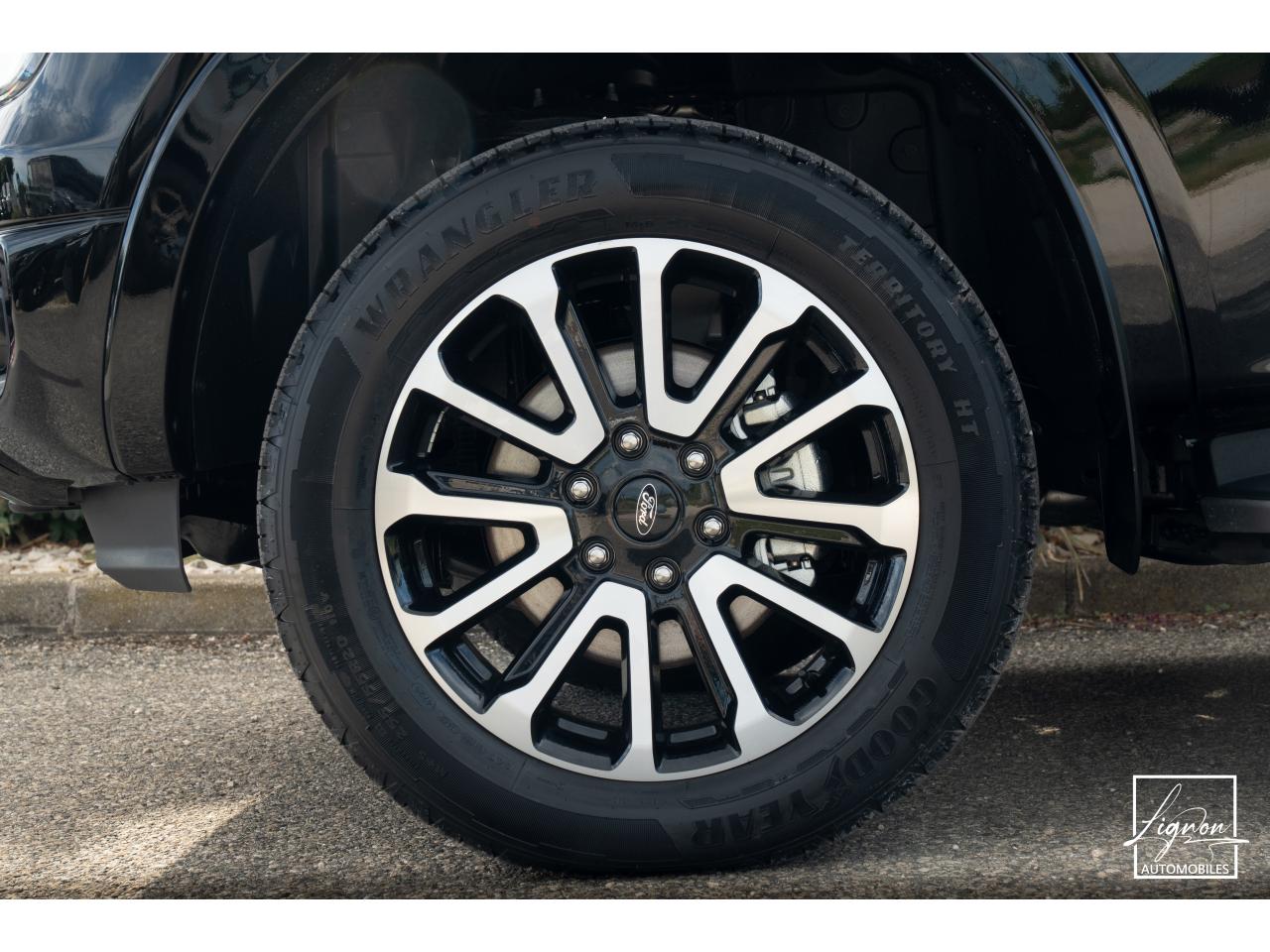 Photo FORD RANGER Platinum 3.0 V6  - 240 - BVA 2026 Double Cabine 4 places - TVA Apparente - à partir de 626 euros