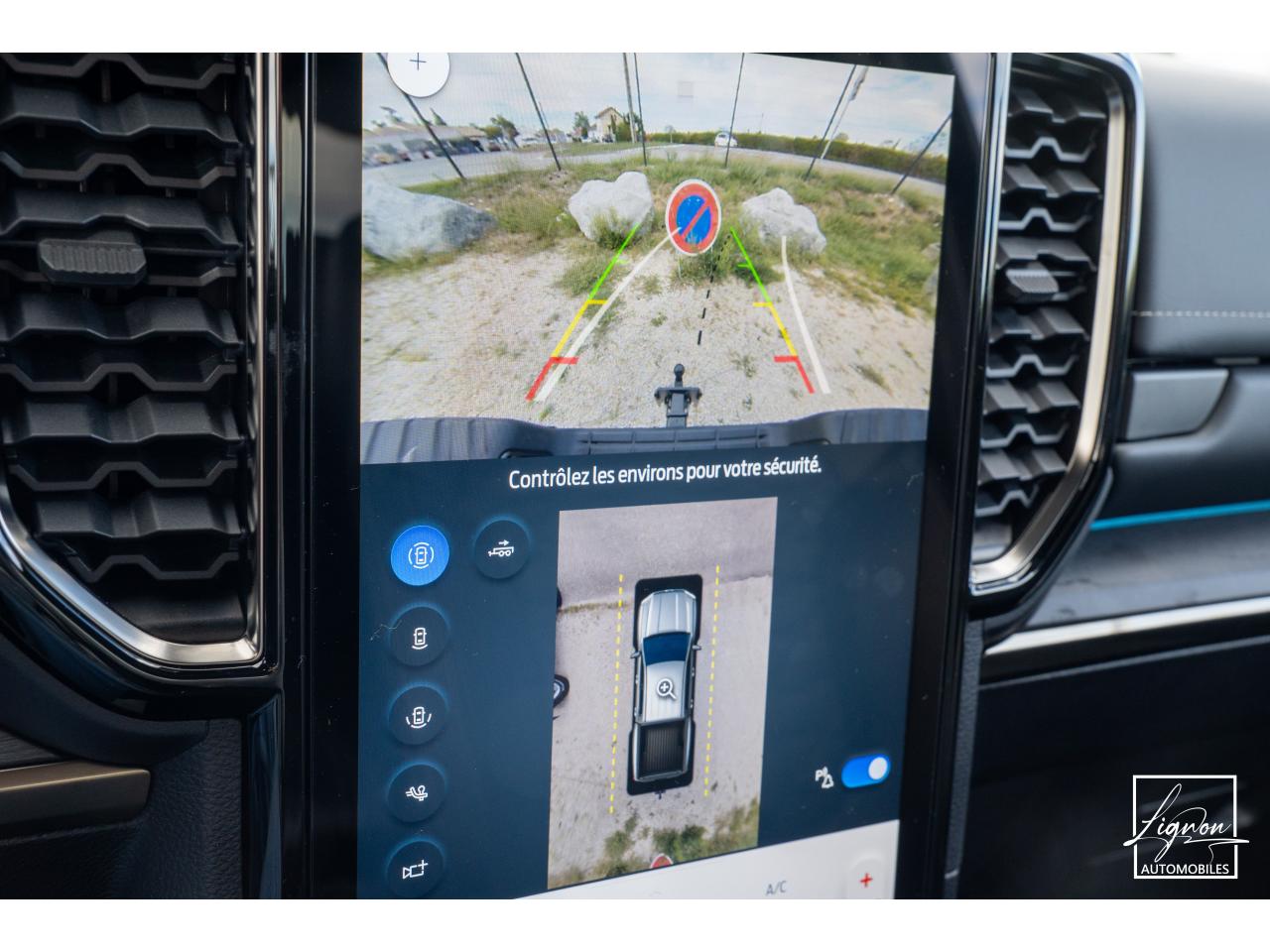 Photo FORD RANGER Platinum 3.0 V6  - 240 - BVA 2026 Double Cabine 4 places - TVA Apparente - à partir de 626 euros