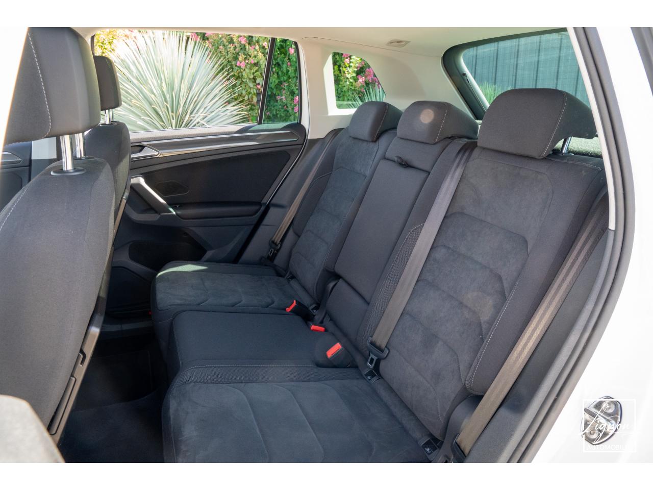 Photo VOLKSWAGEN TIGUAN 2.0 BI-TDI 240 ch R-LINE 4MOTION FULL OPTION ! - à partir de 469 euros