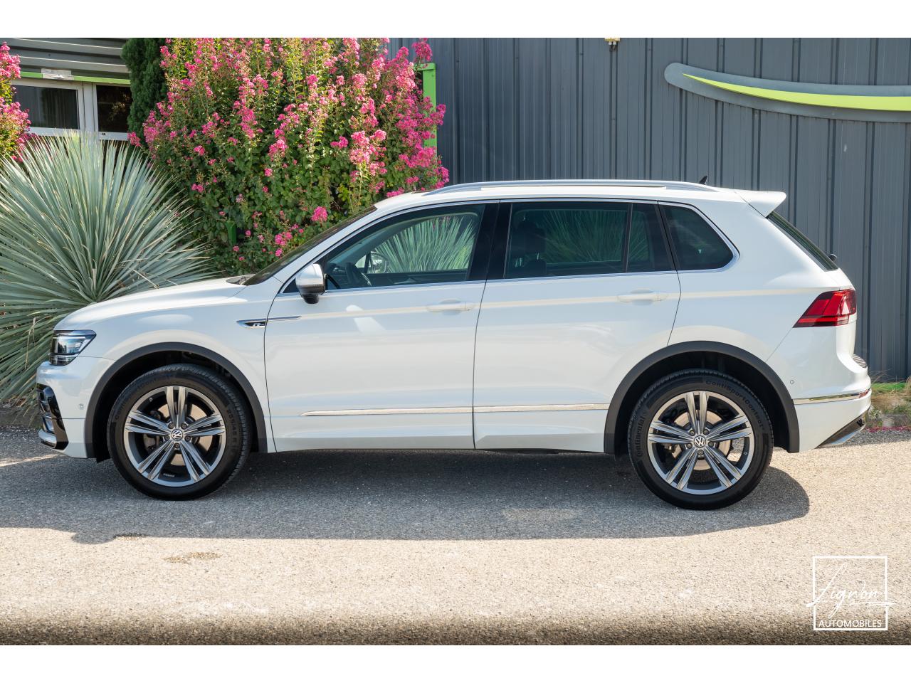 VOLKSWAGEN TIGUAN 2.0 BI-TDI 240 ch R-LINE 4MOTION FULL OPTION ! - à partir de 469 euros