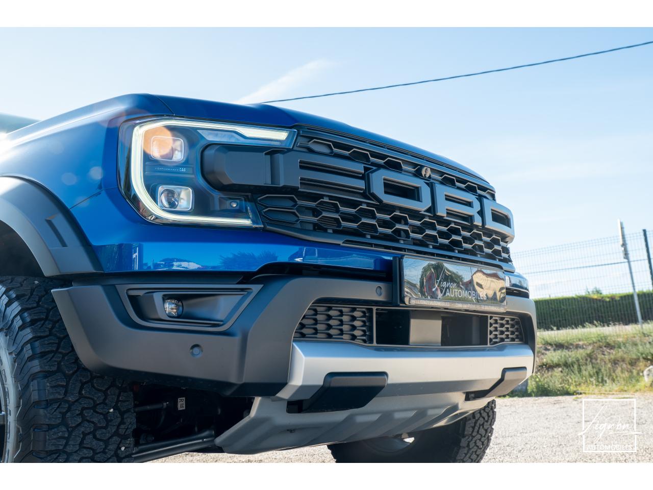 Photo FORD RANGER Raptor 3.0 V6 2026 EcoBoost - 292 - BVA - 4 Places TVA Apparente - à partir de 745 euros