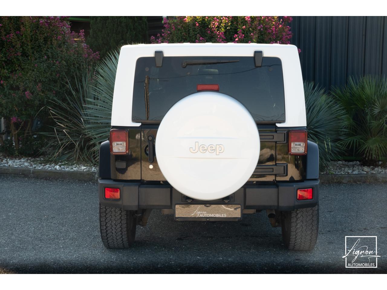 Photo JEEP WRANGLER Final Edition 2.8 CRD - BVA  - Hard top et Bache - à partir de 693 euros