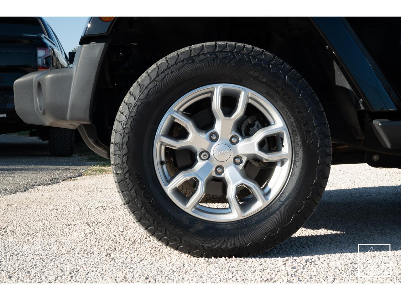 Photo JEEP WRANGLER Final Edition 2.8 CRD - BVA  - Hard top et Bache - à partir de 693 euros