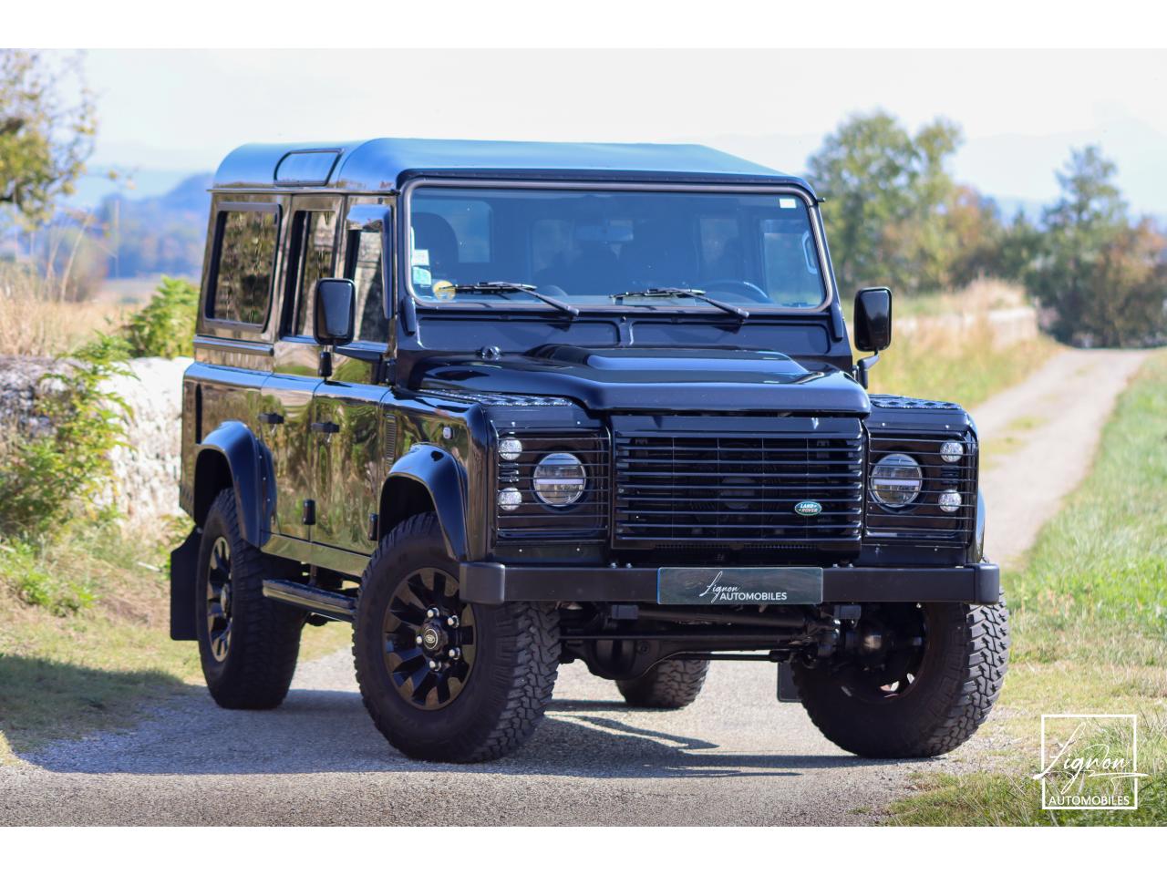 Photo LAND ROVER DEFENDER 110 2.2 Td4 SW 5 places 'S' Noir Santorini