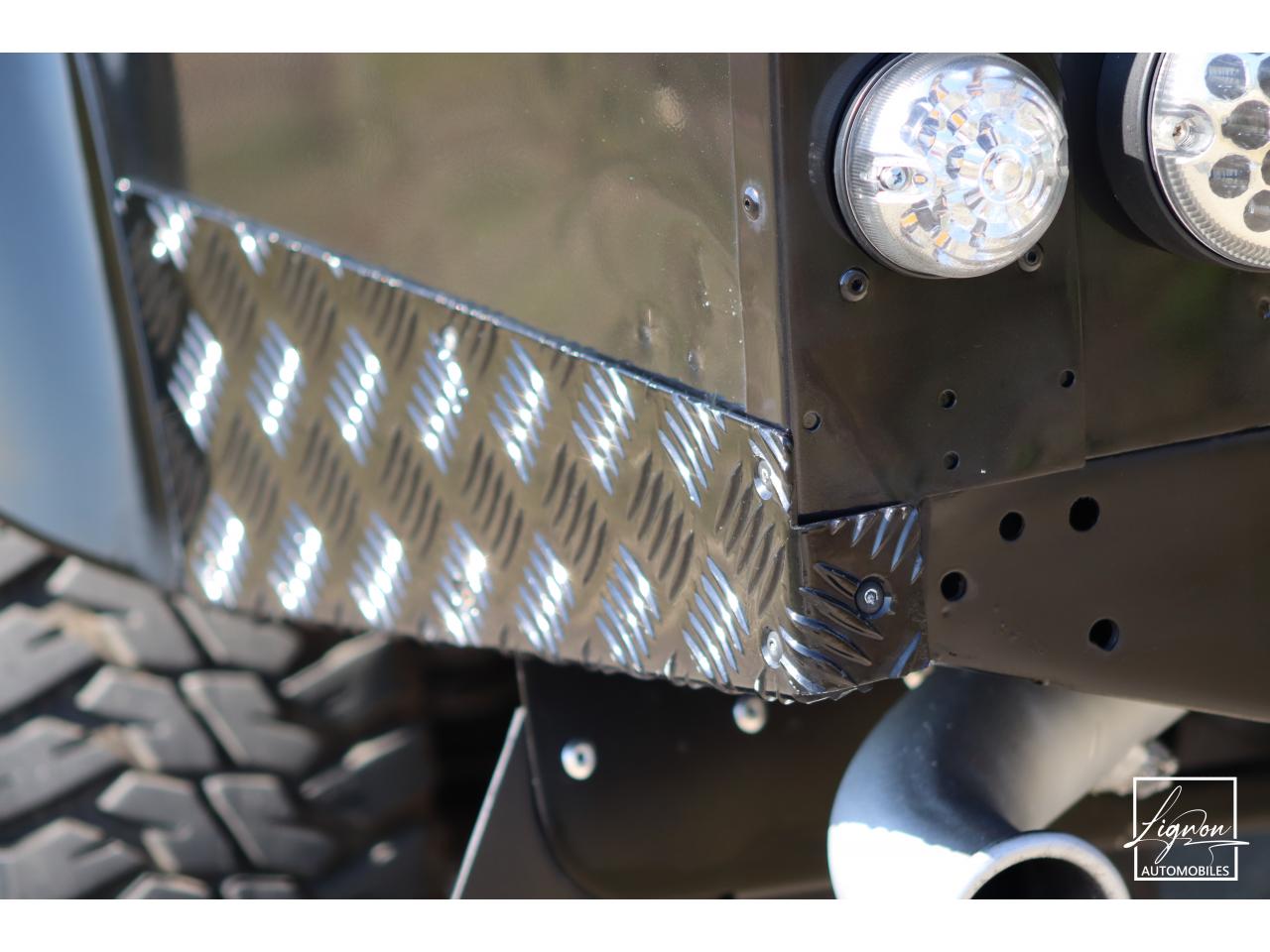 Photo LAND ROVER DEFENDER 110 2.2 Td4 SW 5 places 'S' Noir Santorini