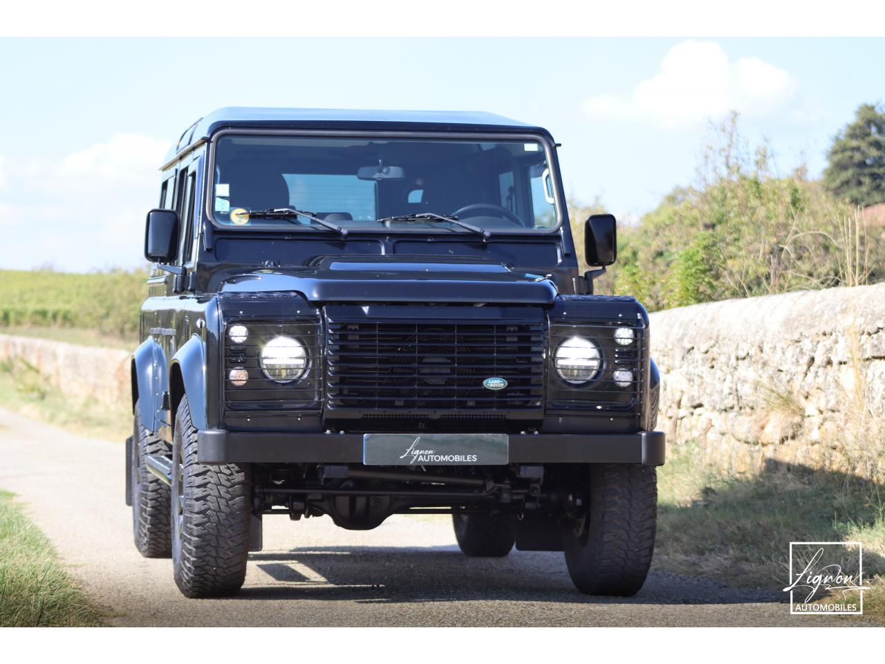 Photo LAND ROVER DEFENDER 110 2.2 Td4 SW 5 places 'S' Noir Santorini