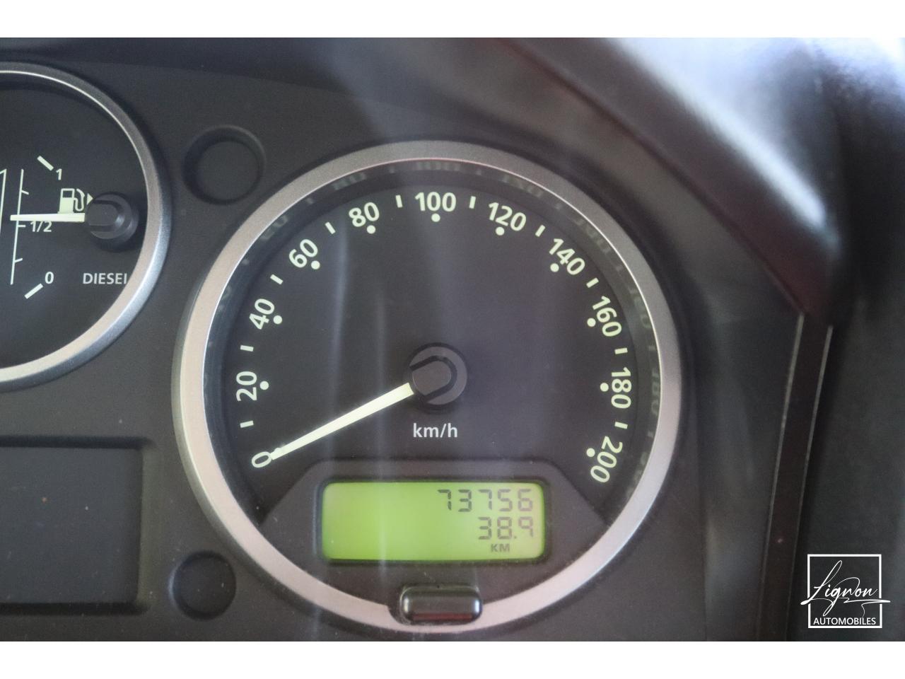 Photo LAND ROVER DEFENDER 110 2.2 Td4 SW 5 places 'S' Noir Santorini