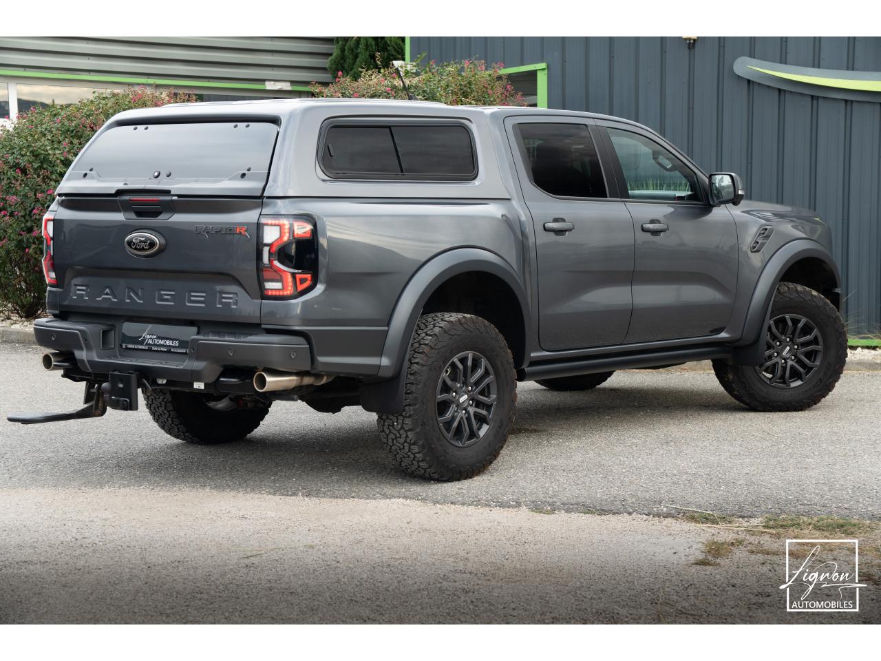 Photo FORD RANGER Raptor 3.0 V6 EcoBoost - 292 - BVA S&S e-AWD Double Cabine avec Hard Top - à partir de 530 euros