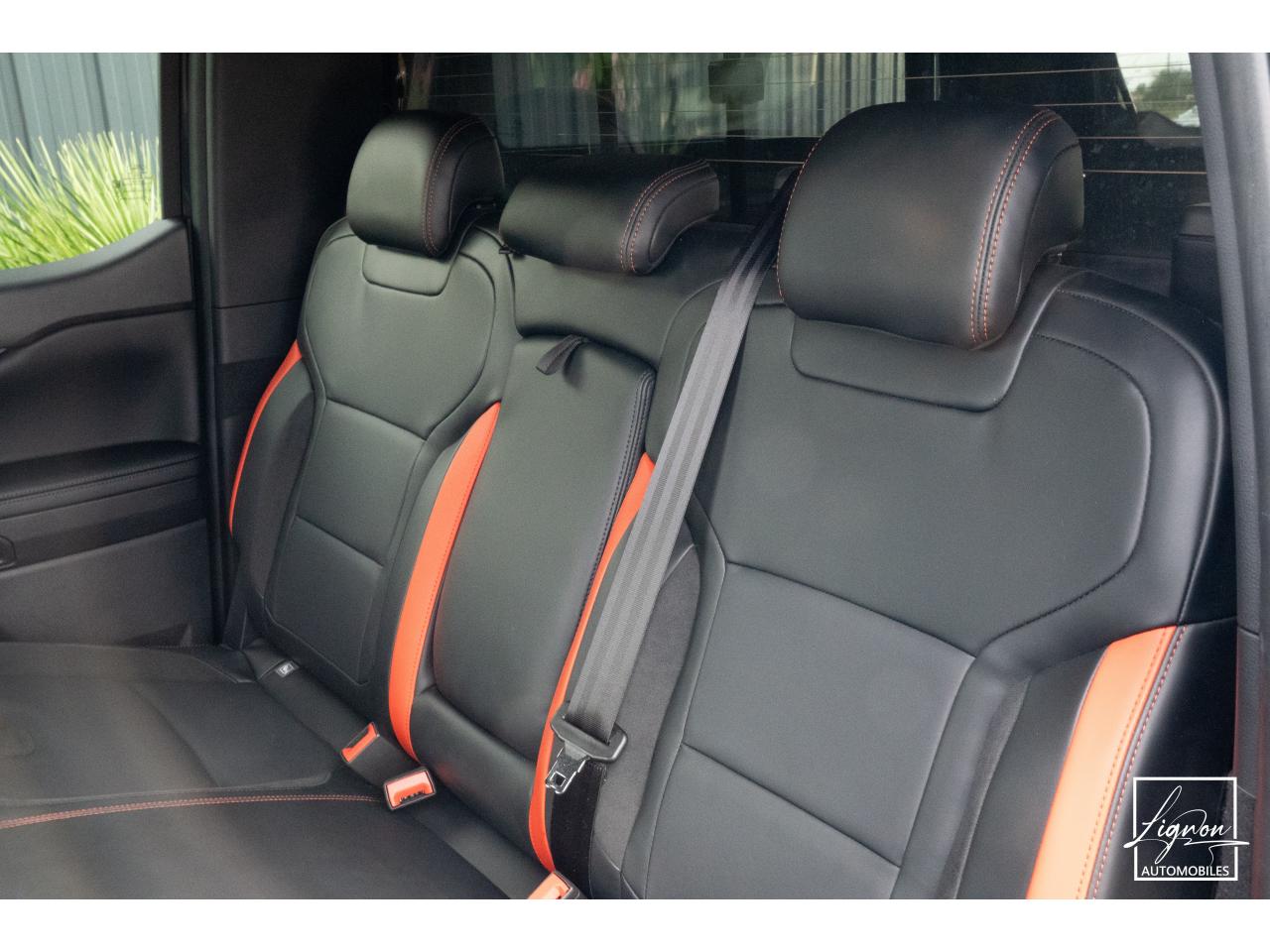 Photo FORD RANGER Raptor 3.0 V6 EcoBoost - 292 - BVA S&S e-AWD Double Cabine avec Hard Top - à partir de 530 euros