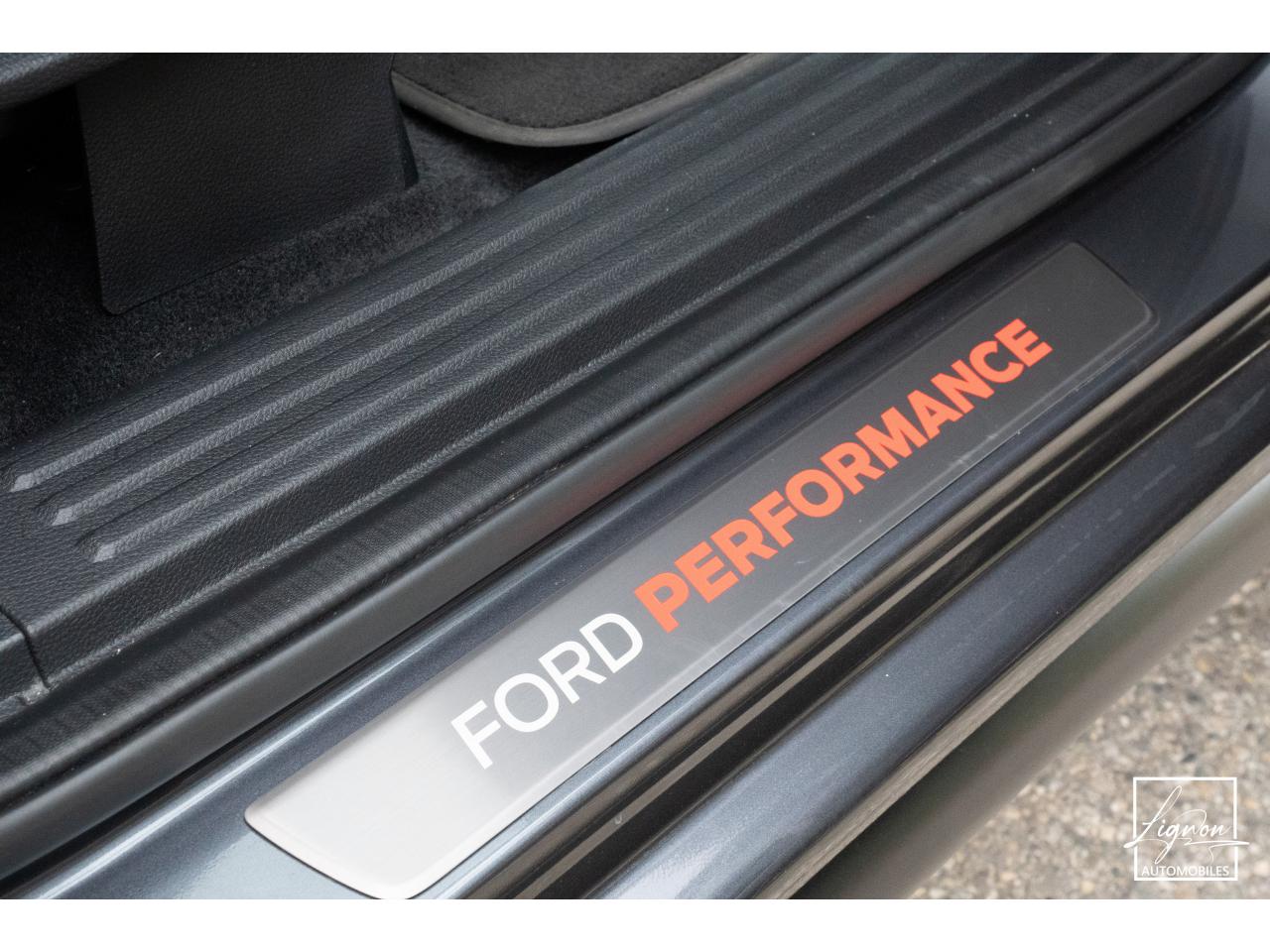 Photo FORD RANGER Raptor 3.0 V6 EcoBoost - 292 - BVA S&S e-AWD Double Cabine avec Hard Top - à partir de 530 euros