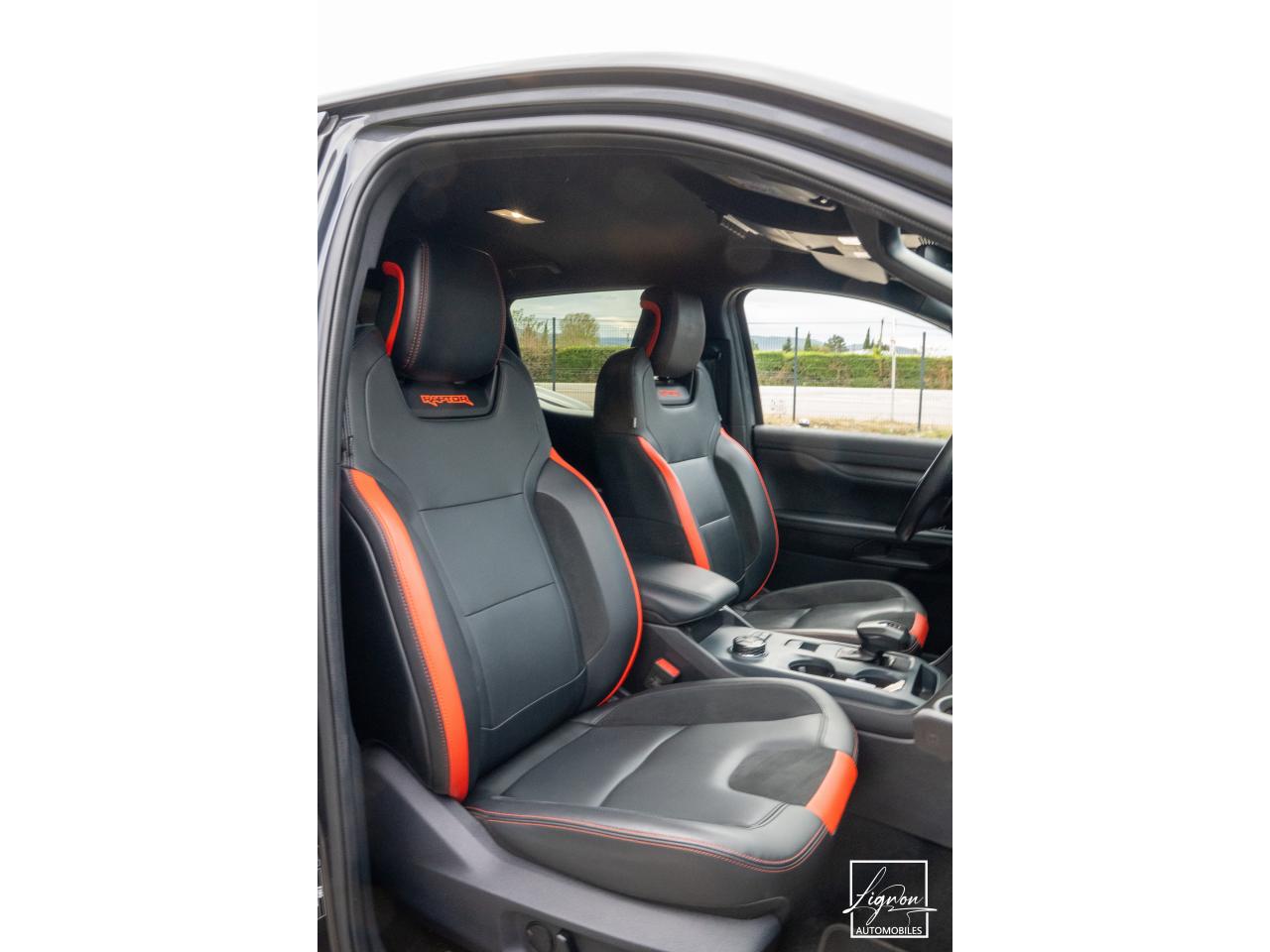 Photo FORD RANGER Raptor 3.0 V6 EcoBoost - 292 - BVA S&S e-AWD Double Cabine avec Hard Top - à partir de 530 euros