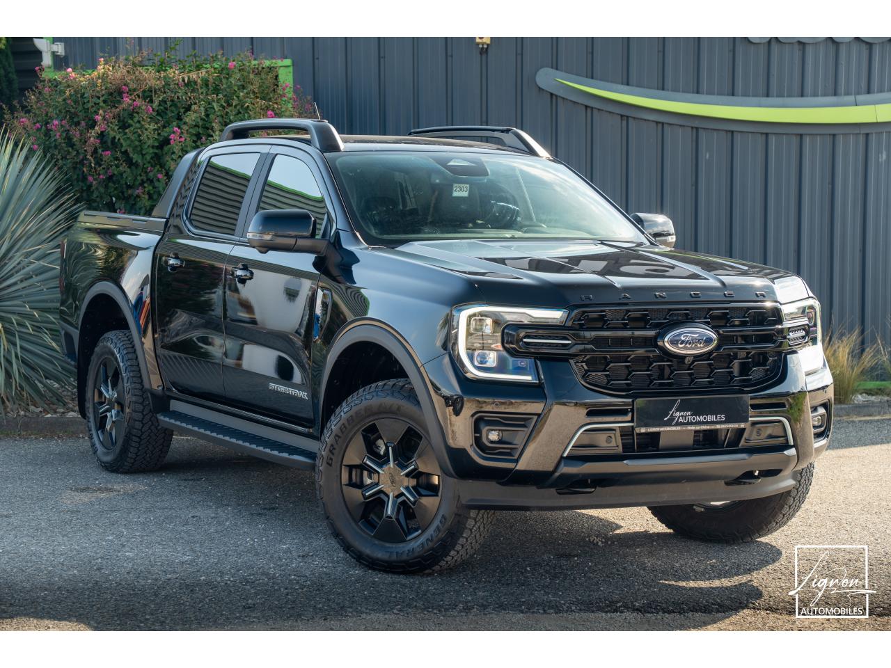 Photo FORD RANGER Stormtrak 2.3 EcoBoost GTDi PHEV - 281 - BVA - 1er main - FULL Options
