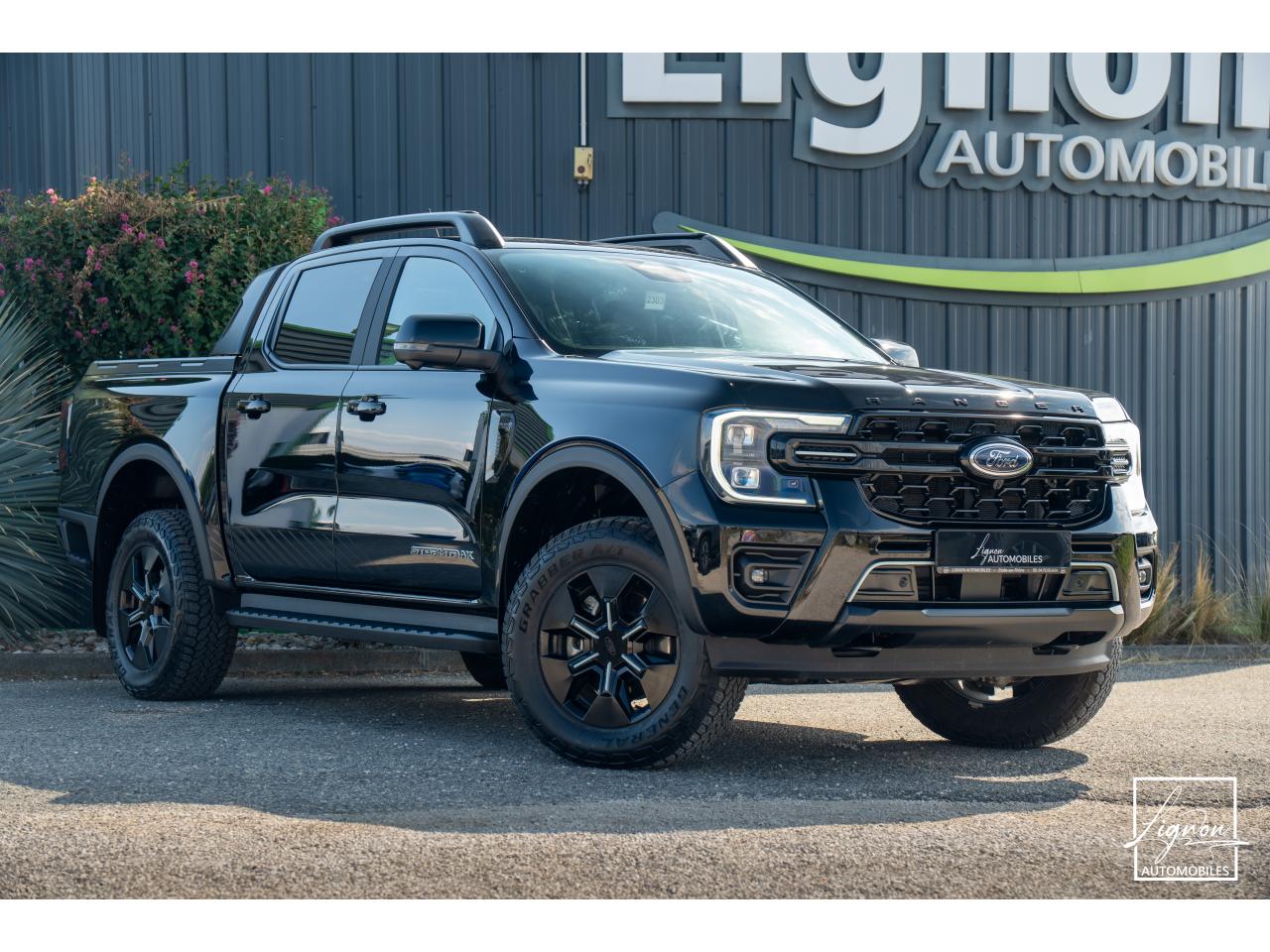 Photo FORD RANGER Stormtrak 2.3 EcoBoost GTDi PHEV - 281 - BVA - 1er main - FULL Options
