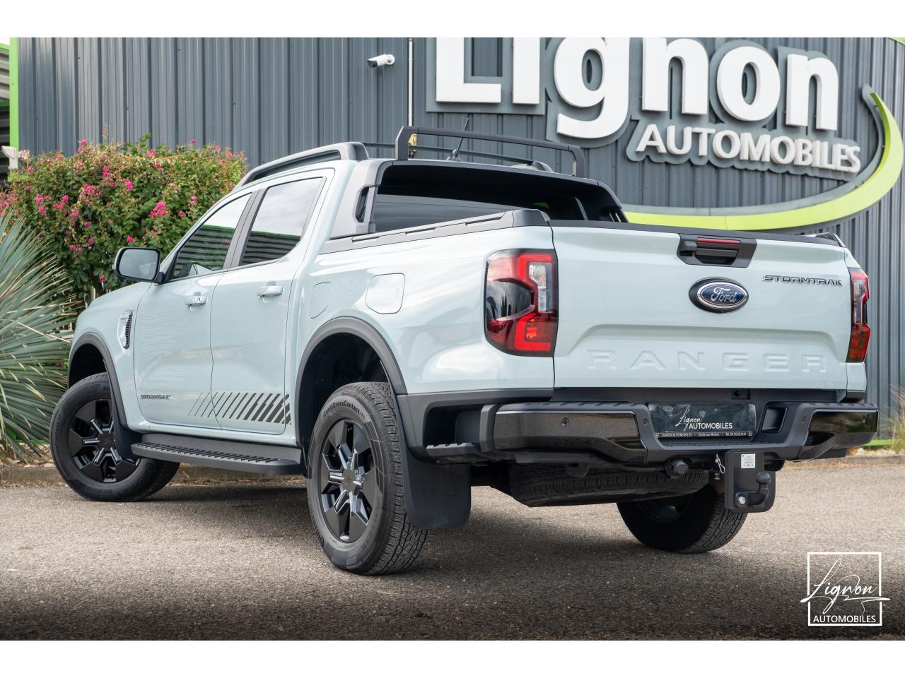 Photo FORD RANGER Stormtrak 2.3 EcoBoost GTDi PHEV - 281 - BVA e-AWD  2025 Double Cabine - TVA Apparente