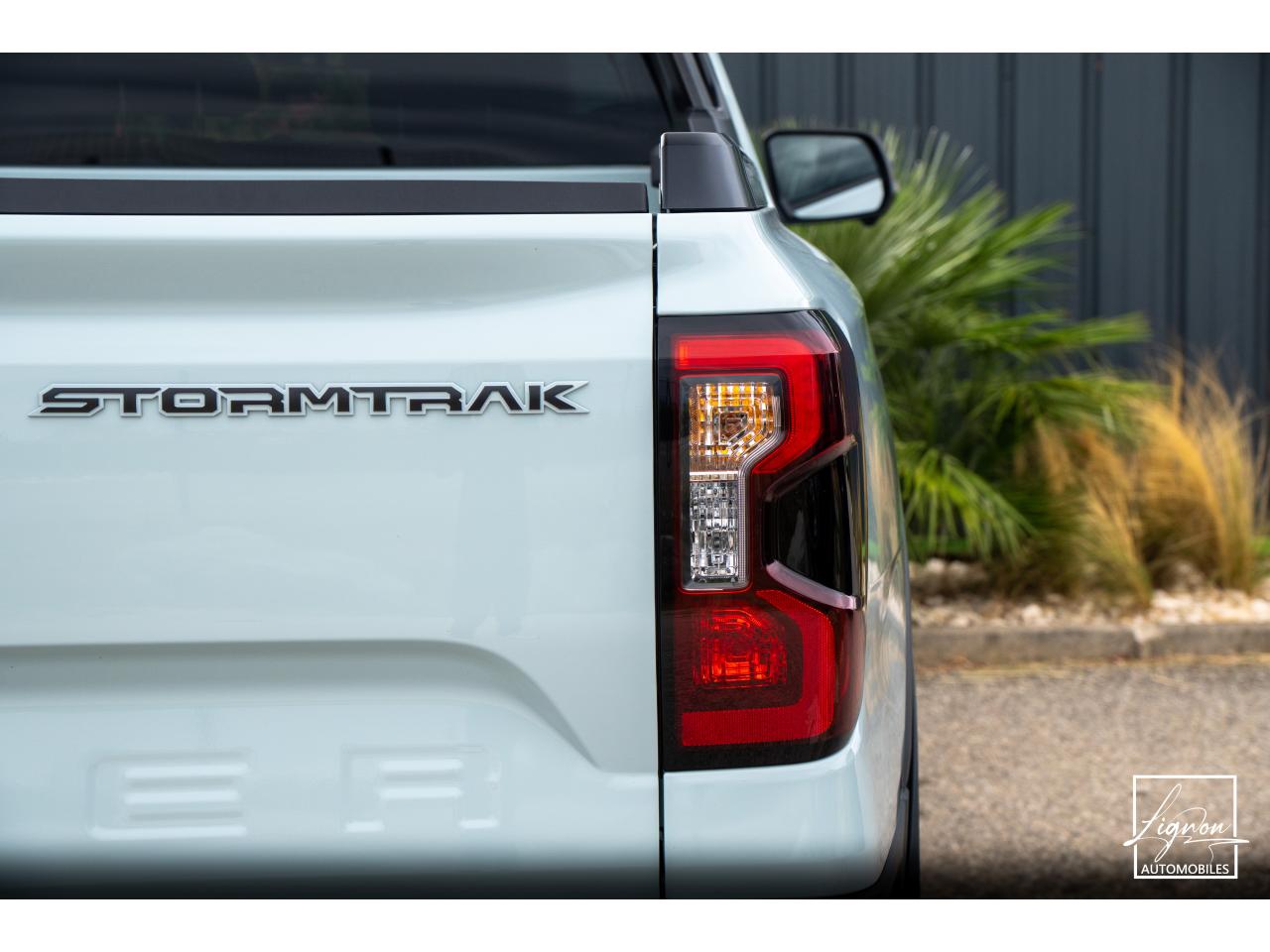 Photo FORD RANGER Stormtrak 2.3 EcoBoost GTDi PHEV - 281 - BVA e-AWD  2025 Double Cabine - TVA Apparente