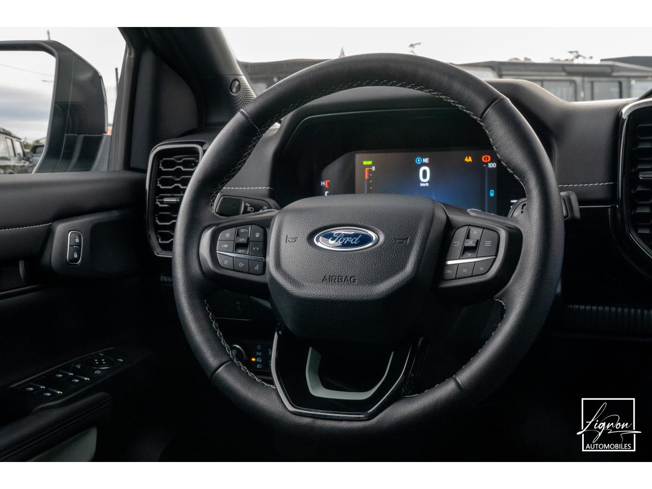 Photo FORD RANGER Stormtrak 2.3 EcoBoost GTDi PHEV - 281 - BVA e-AWD  2025 Double Cabine - TVA Apparente