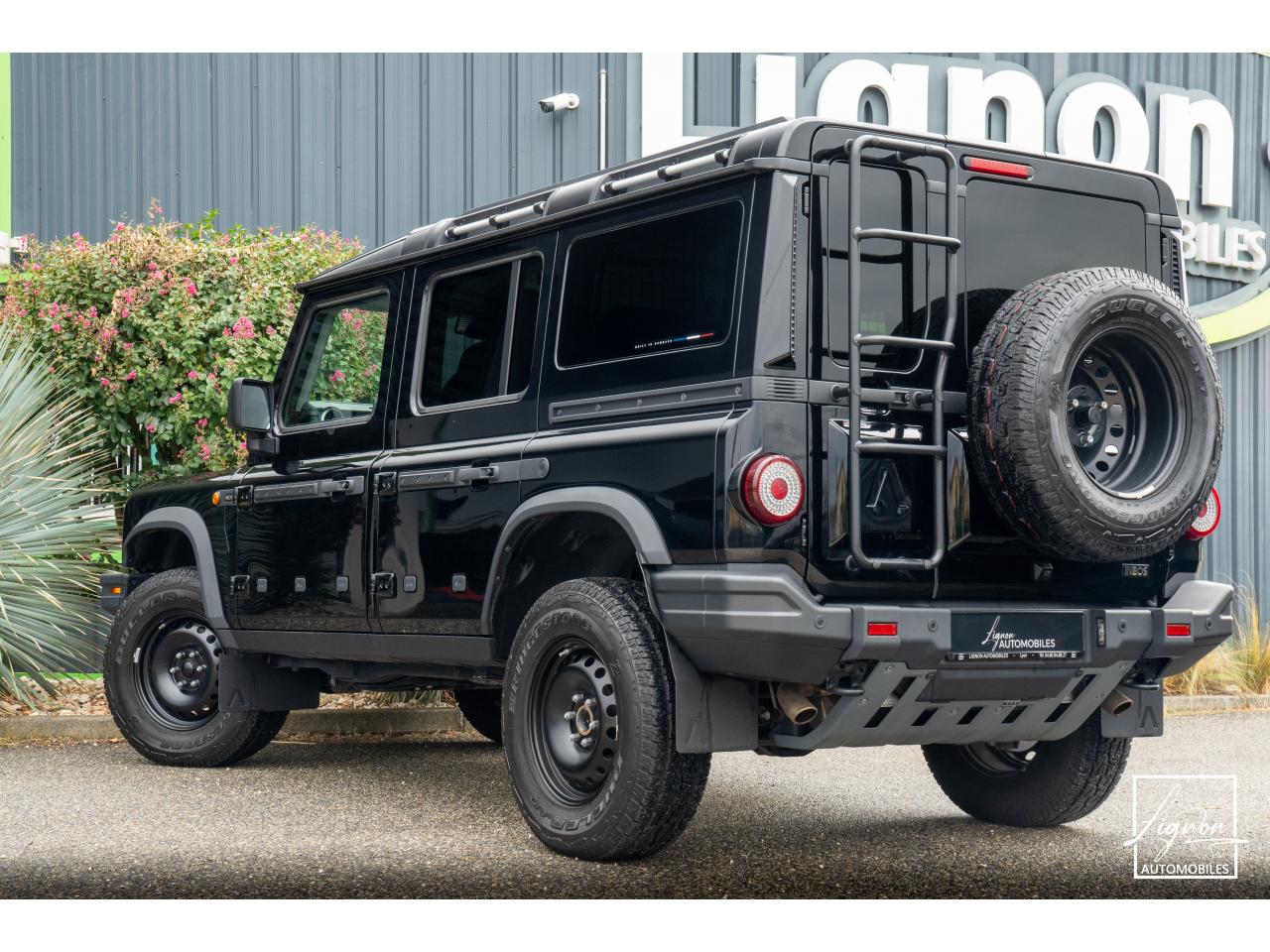 Photo INEOS GRENADIER 3.0i Turbo - 286 - Utility avec Fenetres - 5 places - TVA Apparente - à partir de 598 euros