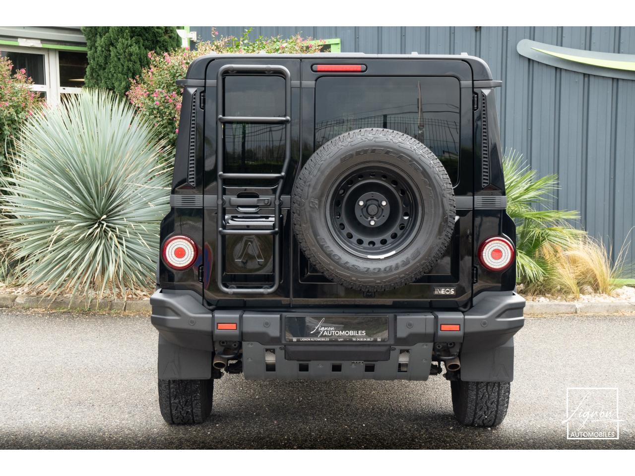 Photo INEOS GRENADIER 3.0i Turbo - 286 - Utility avec Fenetres - 5 places - TVA Apparente - à partir de 598 euros