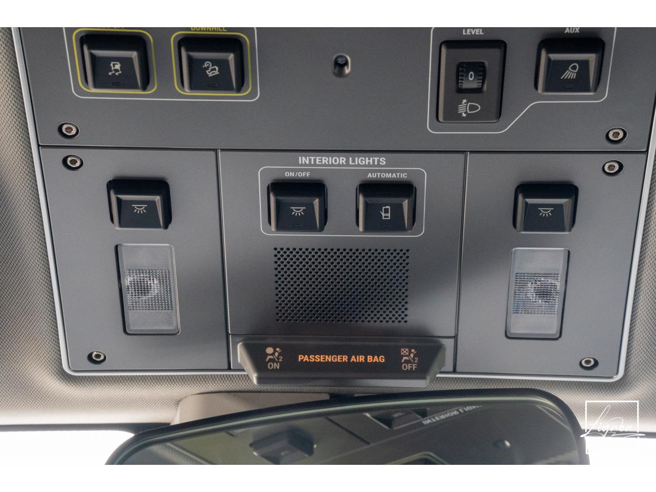 Photo INEOS GRENADIER 3.0i Turbo - 286 - Utility avec Fenetres - 5 places - TVA Apparente - à partir de 598 euros