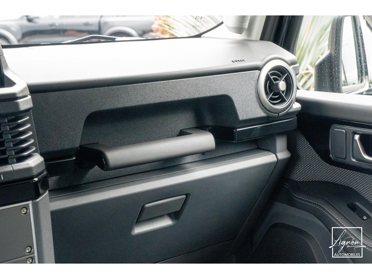 Photo INEOS GRENADIER 3.0i Turbo - 286 - Utility avec Fenetres - 5 places - TVA Apparente - à partir de 598 euros
