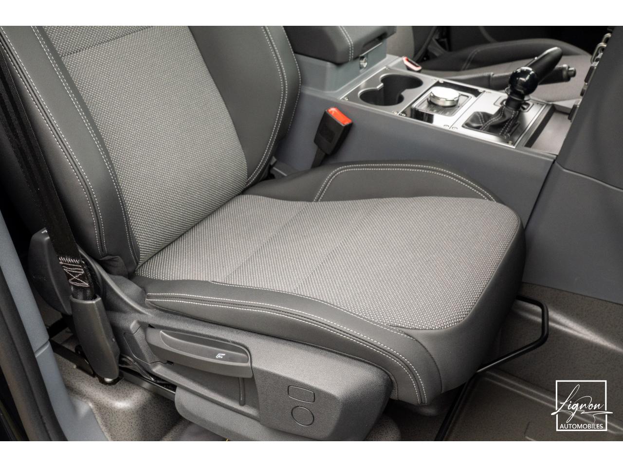 Photo INEOS GRENADIER 3.0i Turbo - 286 - Utility avec Fenetres - 5 places - TVA Apparente - à partir de 598 euros